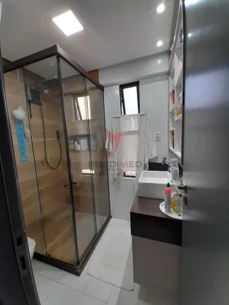 Imagem Vende-se apartamento pronto para morar, em Cabo Branco melhor localização de João Pessoa