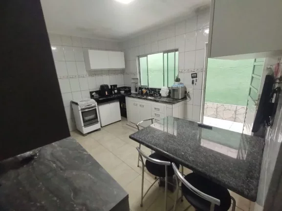 Imagem Casa com 2 dormitórios à venda, 144 m² por R$ 370.000,00 - Jardim Saúde - Suzano/SP