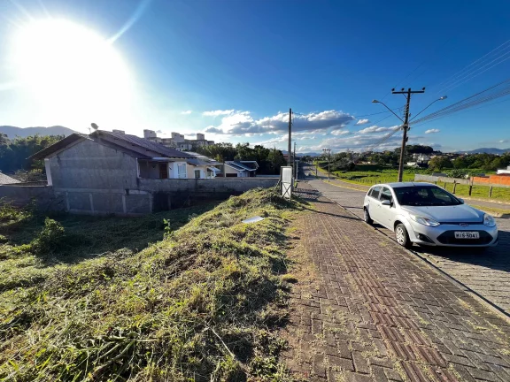 Imagem Terreno com 493,50m² em excelente localização em Indaial/SC