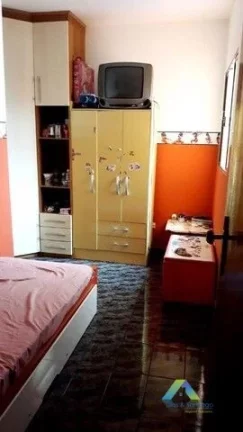 Imagem DIADEMA Sobrado 188M², 3 dormitórios, 2 vagas com ótima localização e valor !!!