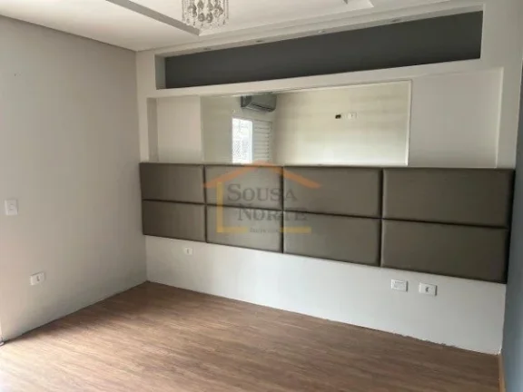 Imagem Sobrado 3 dormitórios, sendo 1 suite, sacada, rico em armários, sala 2 ambientes, lavabo, cozinha ...