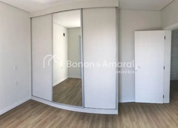 Imagem Garagem 2 + 2
Hall Externo
Hall Interno
Sala de Estar
Sala de Jantar
Sala de Home/suíte
Lavabo
Cozi...