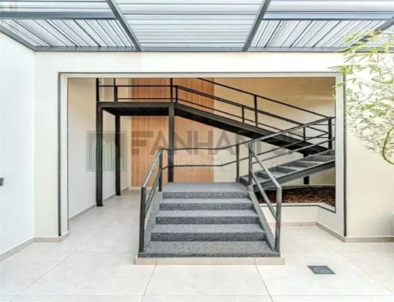 Imagem Casa Comercial para Locação em Jardim Paulista, São Paulo-SP: 8 Salas, 4 Banheiros, 10 Vagas de Garagem, 550 m² de Área.