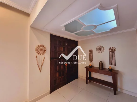 Imagem Sobrado com 3 dormitórios à venda, 375 m² por R$ 1.517.000,00 - Macuco - Santos/SP