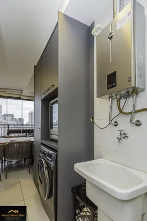 Imagem Apartamento na Barra Funda com 2 dormitórios (1 suíte), 1 vaga, 67 m², varanda gourmet com churrasqueira. Edifício com Lazer, Gerador e Portaria 24 hs