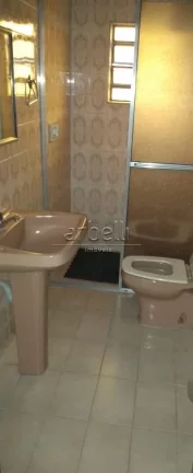 Imagem Sobrado com 130 metros quadrados, 3 dormitórios sendo 1 suíte, ampla sala, 2 banheiros, copa cozin...