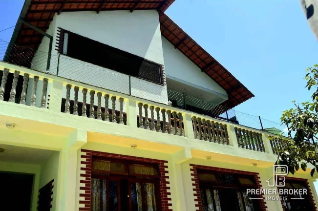 Imagem Casa à venda, 460 m² por R$ 1.500.000,00 - Golfe - Teresópolis/RJ