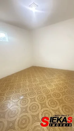 Imagem Casa Comercial para Locação em São Paulo-SP na Chácara Mafalda: 6 salas, 1 banheiro, 4 vagas de garagem e 150m² de área.