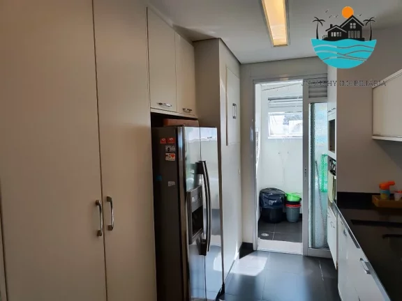 Imagem Casa Pé na Areia Juquehy, com 5 suítes, lado direito da praia, Sala de TV, 06 banheios, 02 vagas para Auto, max. 10 pessoas | Juquehy Imobiliária