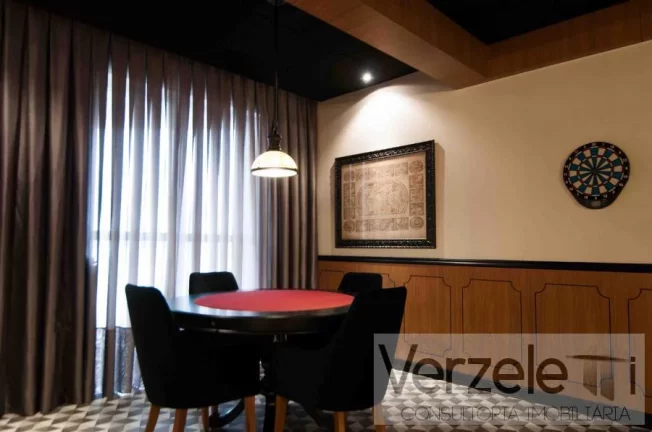 Imagem Apartamento 4 ou + dormitórios para Venda em Balneário Camboriú / SC no bairro Barra Sul