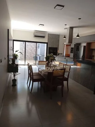 Imagem Casa com 3 dormitórios à venda, 280 m² por R$ 1.500.000,00 - Setor Afonso Pena - Itumbiara/GO