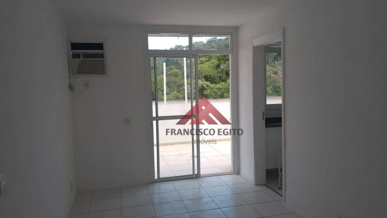 Imagem Excelente cobertura linear com 150 m², considerada a cobertura melhor localizada no condomínio.