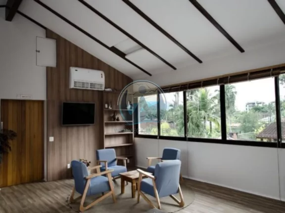 Imagem Flat à venda em Ubatuba-SP no bairro Lázaro, 1 quarto, 1 sala, 1 banheiro, 1 vaga, 25m². Venha conferir!