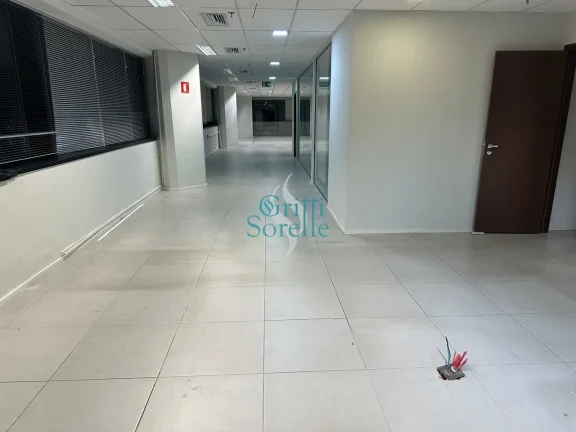 Imagem Conjunto Comercial à Venda em Bela Vista - São Paulo/SP.