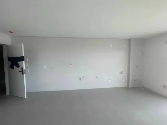 Imagem Apartamento sem mobilia com 2 dormitórios sendo 2 suítes e 1 vagas de garagem em Itajaí