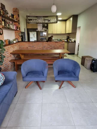 Imagem SOBRADO com 4 dormitórios à venda por R$ 790.000,00 no bairro Maria Antonieta - PINHAIS / PR