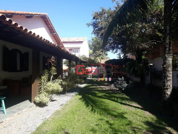 Imagem Casa com 4 dormitórios à venda, 940 m² por R$ 950.000,00 - Peró - Cabo Frio/RJ