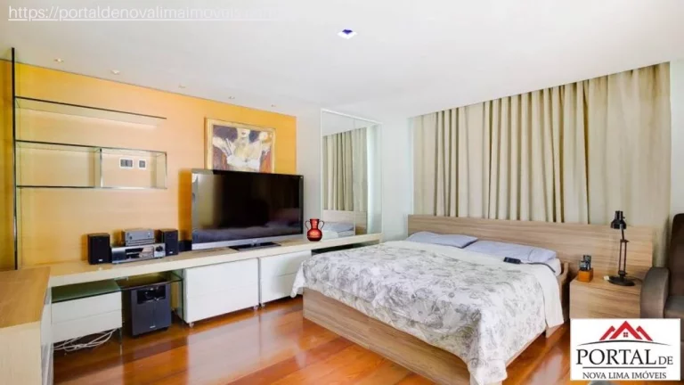 Imagem Casa maravilhosa a venda no Belvedere em Belo Horizonte, construída em área equivalente a 2 lotes, área de lazer com piscina aquecida