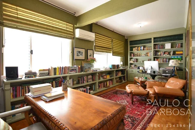 Imagem Santa Cecilia Venda - 2 Dormitórios (1 Suíte) - 2 Vagas - 210m²