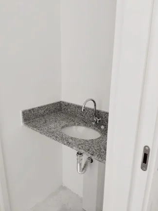Imagem Apartamento 31M², 1Q, 1 Banheiro, 1 Vaga, Academia, Brinquedoteca, Churrasqueira, Piscina, Playground, Salão de Festas, Salão de Jogos.