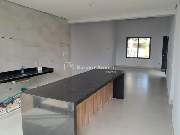 Imagem Maravilhosa casa térrea, acabamento de primeira, com 3 quartos sendo 2 suítes, cozinha gourmet com...