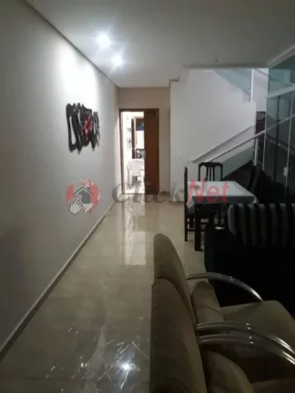 Imagem Sobrado para Venda no bairro Alvarenga com 220m², 3 suítes e 2 vagas
