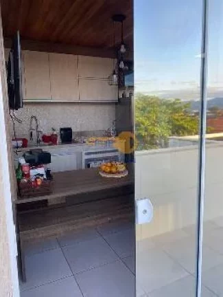 Imagem SOBRADO TRÍPLEX COM 4 DORMITÓRIOS NO BAIRRO RAIA EM PARANAGUÁ