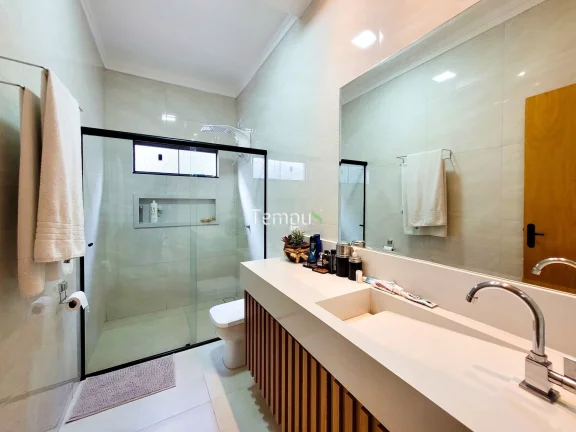 Imagem Casa Alto Padrão, 3 quartos 1 suíte com closet, em Bairro São Francisco 1, Senador Canedo/GO