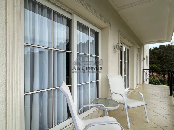 Imagem Apartamento 3 suítes Capivari — calefação e SPA | Campos do Jordão