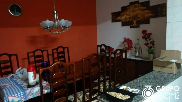 Imagem Sobrado para Venda em Santo André / SP no bairro Vila Aquilino