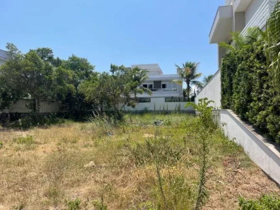 Imagem Terreno à venda, 651 m² - Jurerê Internacional - Florianópolis/SC