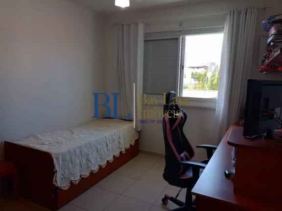 Imagem Casa ampla com espaço gourmet retrátil, 2 suítes+ 4 vagas + 6 banheiros