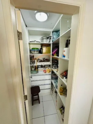 Imagem Apartamento com 160m², 3 dormitórios, sendo 3 suites todos com varanda, sala para dois ambientes, ...
