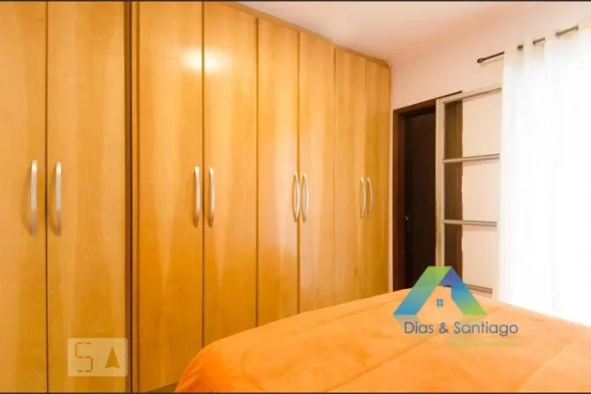 Imagem Apartamento com quintal e churrasqueira em condomínio diferenciado, com 2 dormitórios, 2 vagas com área gourmet excelente localização.