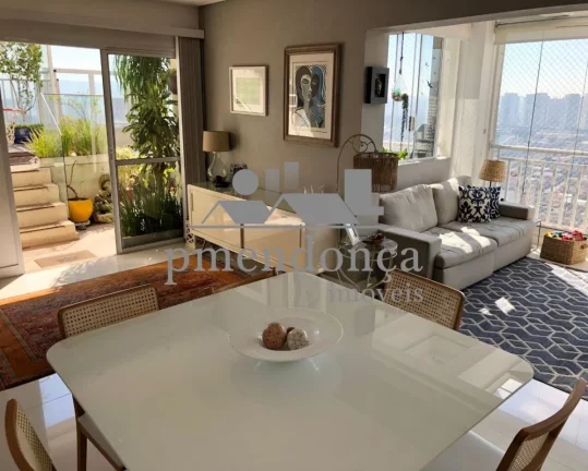 Imagem Cobertura duplex na Vila Romana, face Norte, com muito sol o dia inteiro e o ano inteiro.