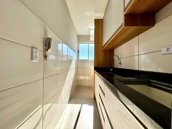 Imagem Apartamento com 2 dormitórios e 1 vaga de garagem em Santo Antônio - São José dos Pinhais