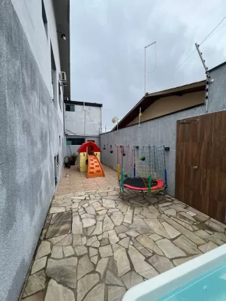 Imagem Sobrado com 4 dormitórios para alugar, 200 m² por R$ 4.180,00/mês - Travessão - Caraguatatuba/SP