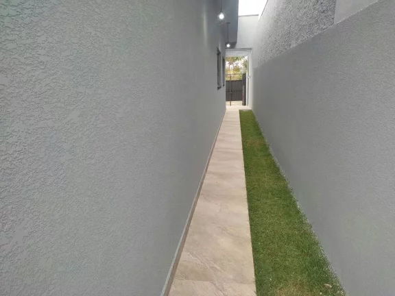 Imagem Casa térrea à venda com 3 quartos, sendo 1 suíte, em Loteamento Parque Residencial Serras de Atibaia II, Atibaia - SP