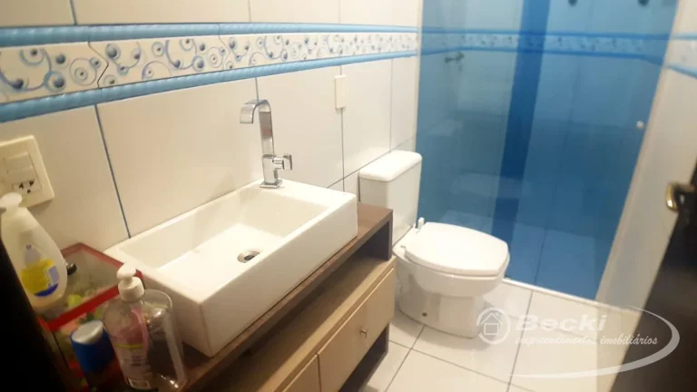 Imagem Sobrado negociável no bairro Santa Catarina - Joinville