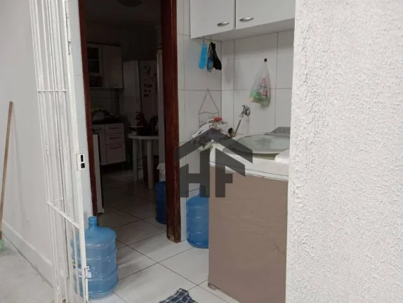 Imagem Casa à venda, com 3 quartos sendo 2 suites, com edícula, localizada no Janga, Paulista - PE.