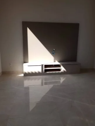 Imagem Casa nova com 3 suítes no Condomínio Acapulco