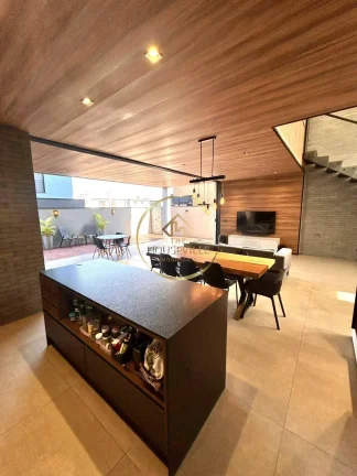 Imagem Casa Sobrado, 3 Dormitórios (1 suíte), Condomínio Rudá, Sjc.