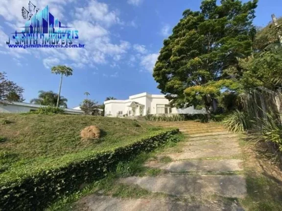Imagem CASA CLÁSSICA, AT 3.500 m² ! 5 sts, piscina, salão! P/ REFORMAR