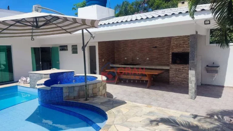 Imagem Casa com 4 suítes à venda em Itapoá