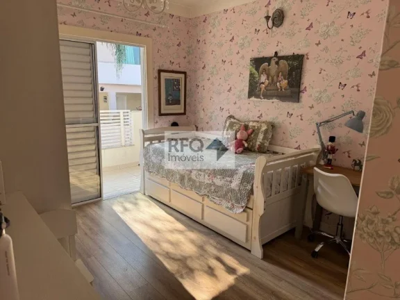 Imagem Impecável Casa em Condomínio no Brooklin Velho - 4 Quartos, 4 Suítes, 3 Salas, 5 Banheiros, 3 vagas, 269m² - Venda ou Locação em SP