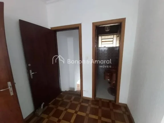 Imagem Amplo sobrado à venda em localização estratégica, próximo ao Cambuí, Avenida Norte Sul e Shopp...