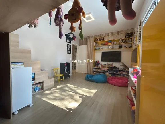 Imagem Casa incrível na Rua Laplace com 4 suítes, lazer completo e energia solar