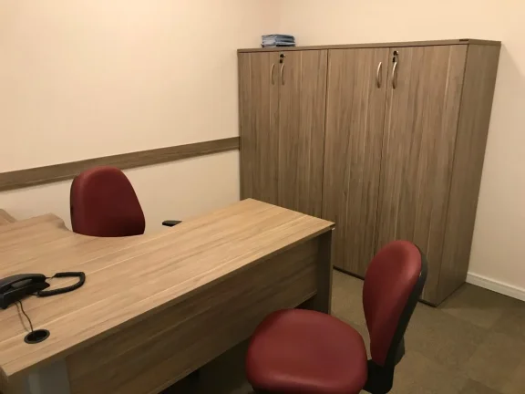 Imagem Sala Comercial para Locação em Itaboraí, Três Pontes, 2 banheiros, 1 vaga