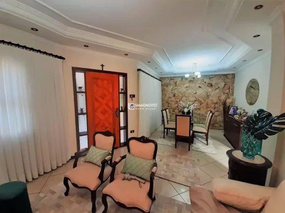 Imagem Casa com 3 dormitórios à venda, 186 m² por R$ 650.000,00 - Vila Rezende - Piracicaba/SP