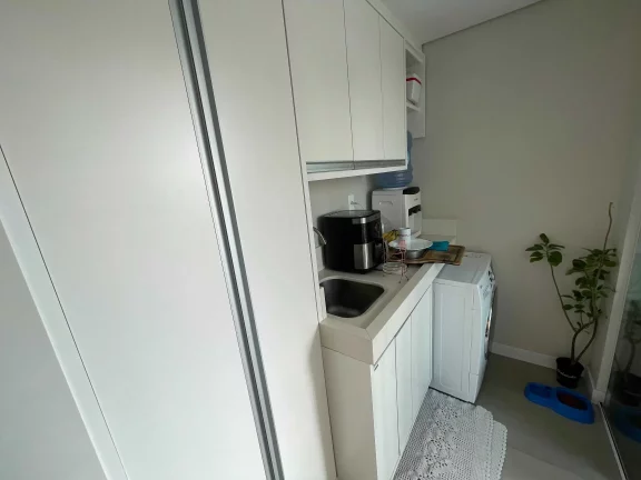 Imagem Apartamento com 3 dormitórios sendo 1 suíte e 2 vagas de garagem no Bairro Fazenda em Itajaí